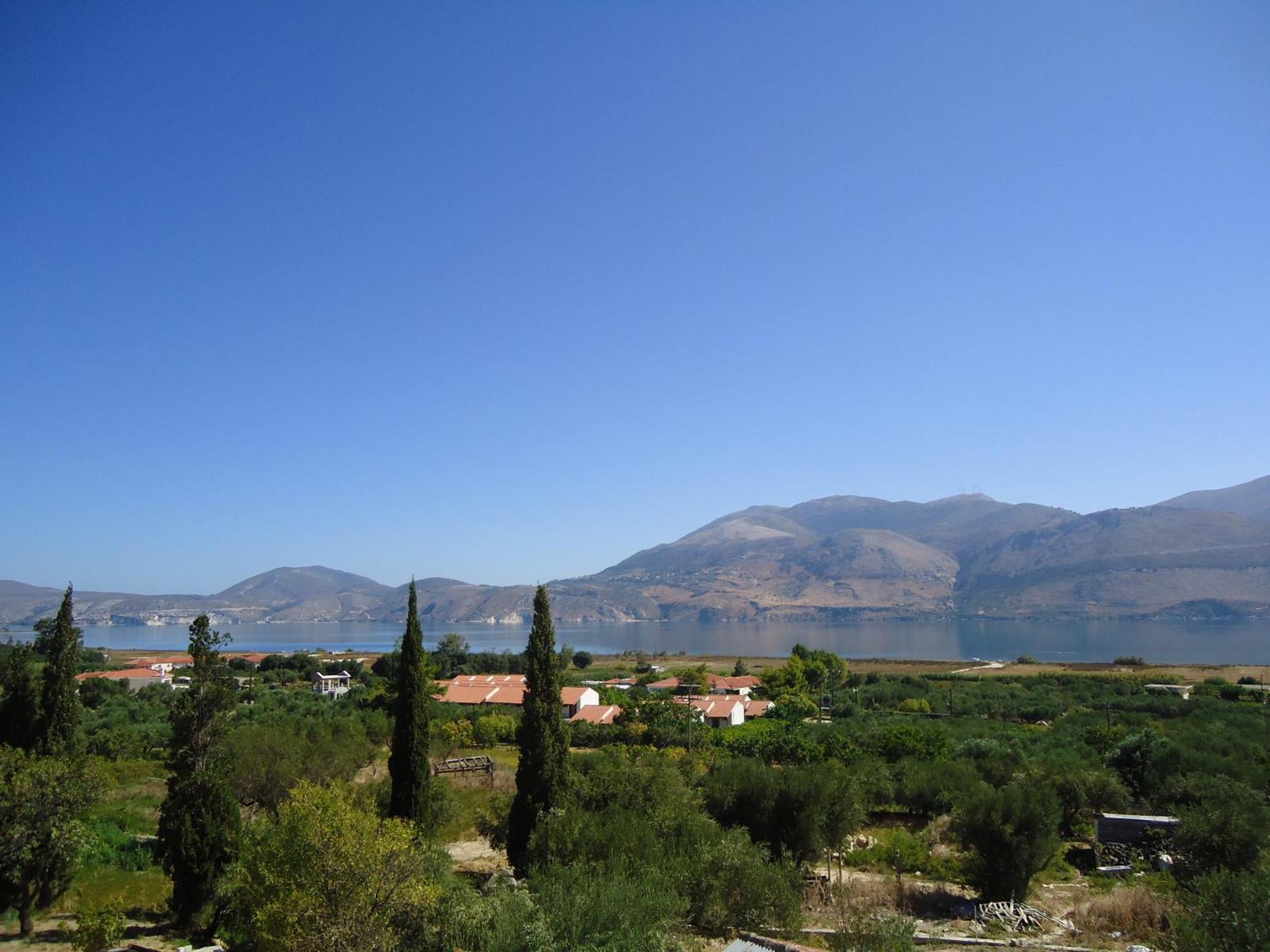 Villa Reverenza Lixouri Luaran gambar