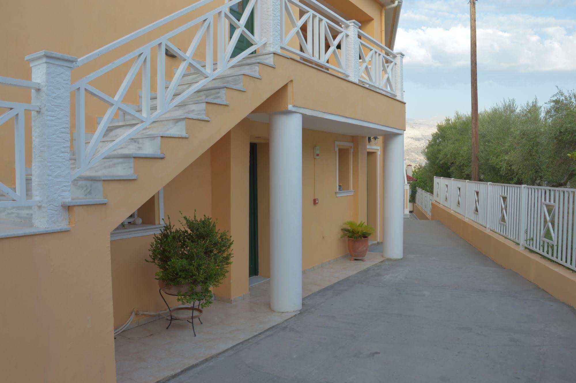 Villa Reverenza Lixouri Luaran gambar